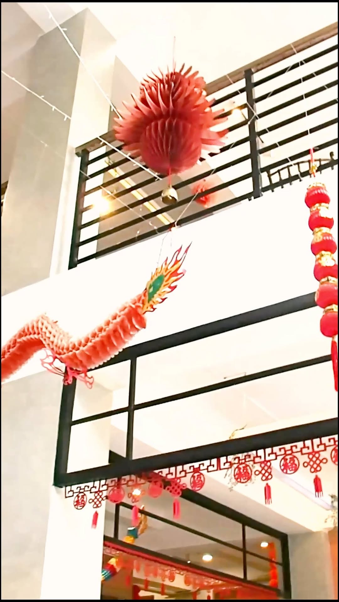 Huang's Cafe interior with lanterns